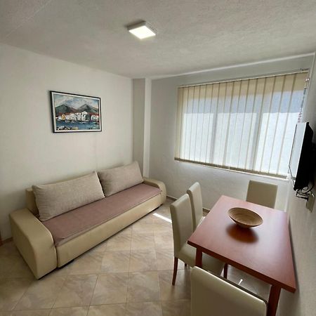 Ivan I Matej Apartments Blace Εξωτερικό φωτογραφία