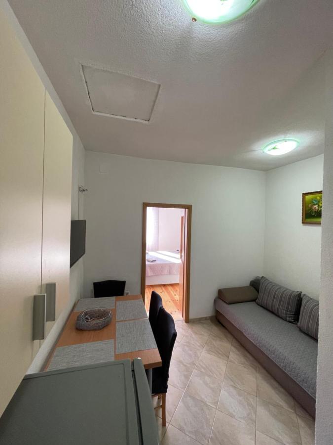 Ivan I Matej Apartments Blace Εξωτερικό φωτογραφία