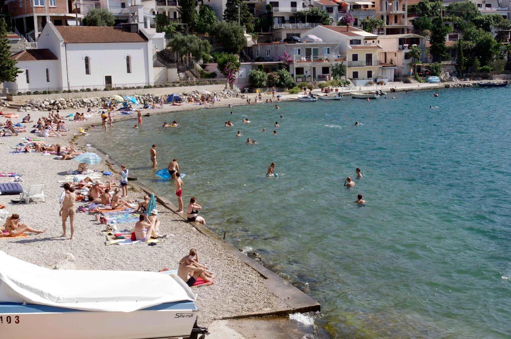 Ivan I Matej Apartments Blace Εξωτερικό φωτογραφία