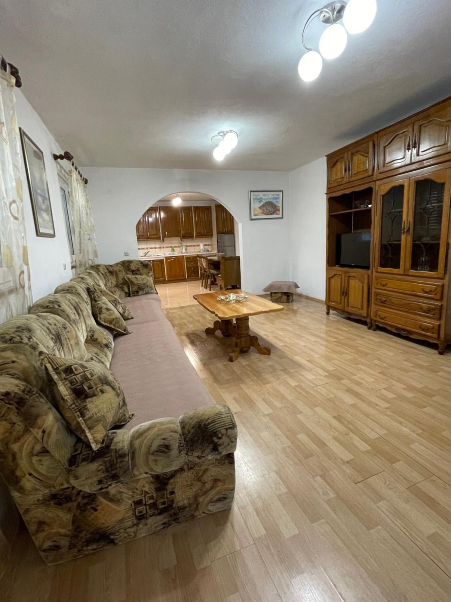 Ivan I Matej Apartments Blace Εξωτερικό φωτογραφία